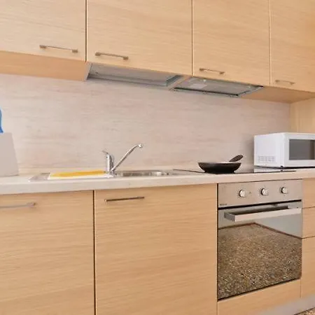 Hébergement de vacances Sleeps 6 Air Con Wifi *