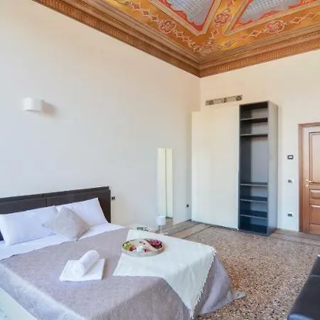Sleeps 6 Air Con Wifi Bologna