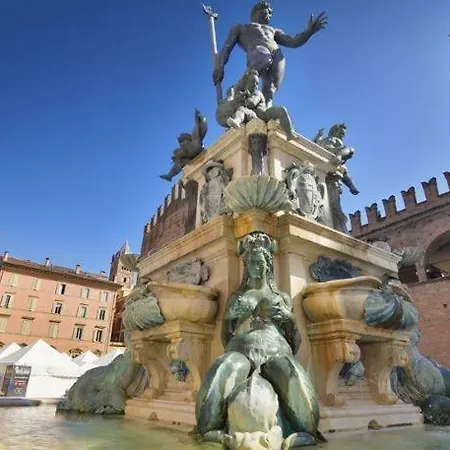 Sleeps 6 Air Con Wifi * Bologna